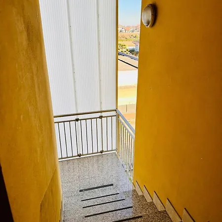 Urban Studio Cameri Apartment *