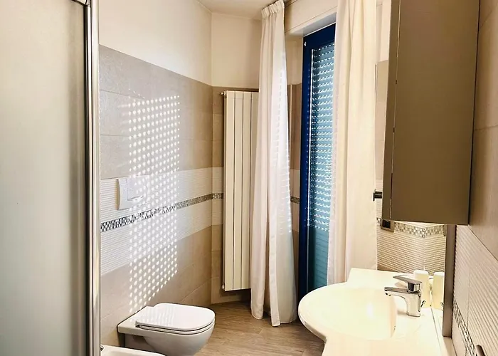 Urban Apartment Cameri